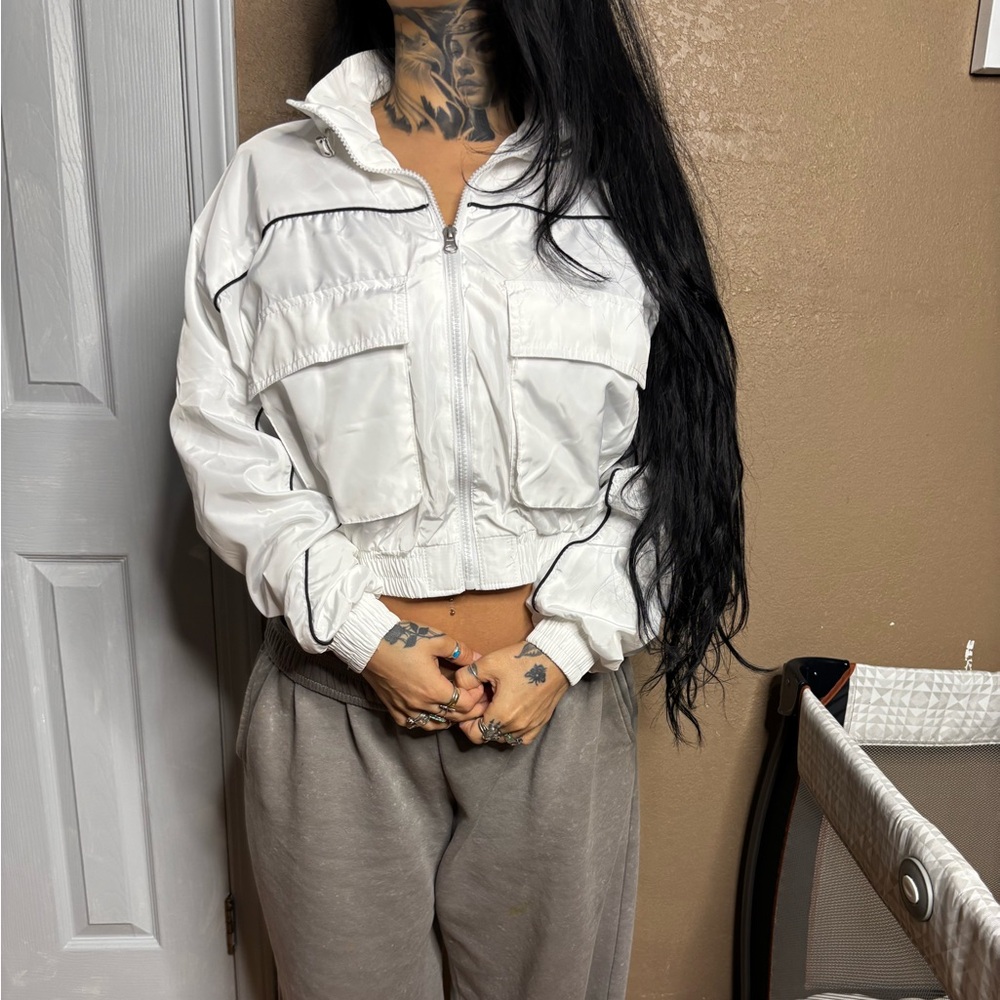 White Cropped Windbreaker Jacket - Women's Everyday Layer